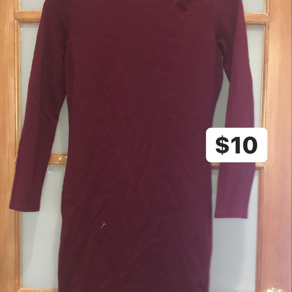 Clothing - Picture 8 of 16